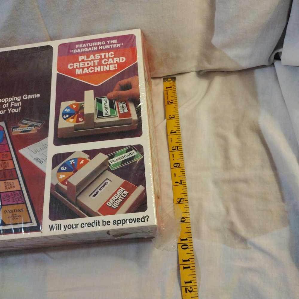 Bargain Hunter Board Game - Picture 6 of 6